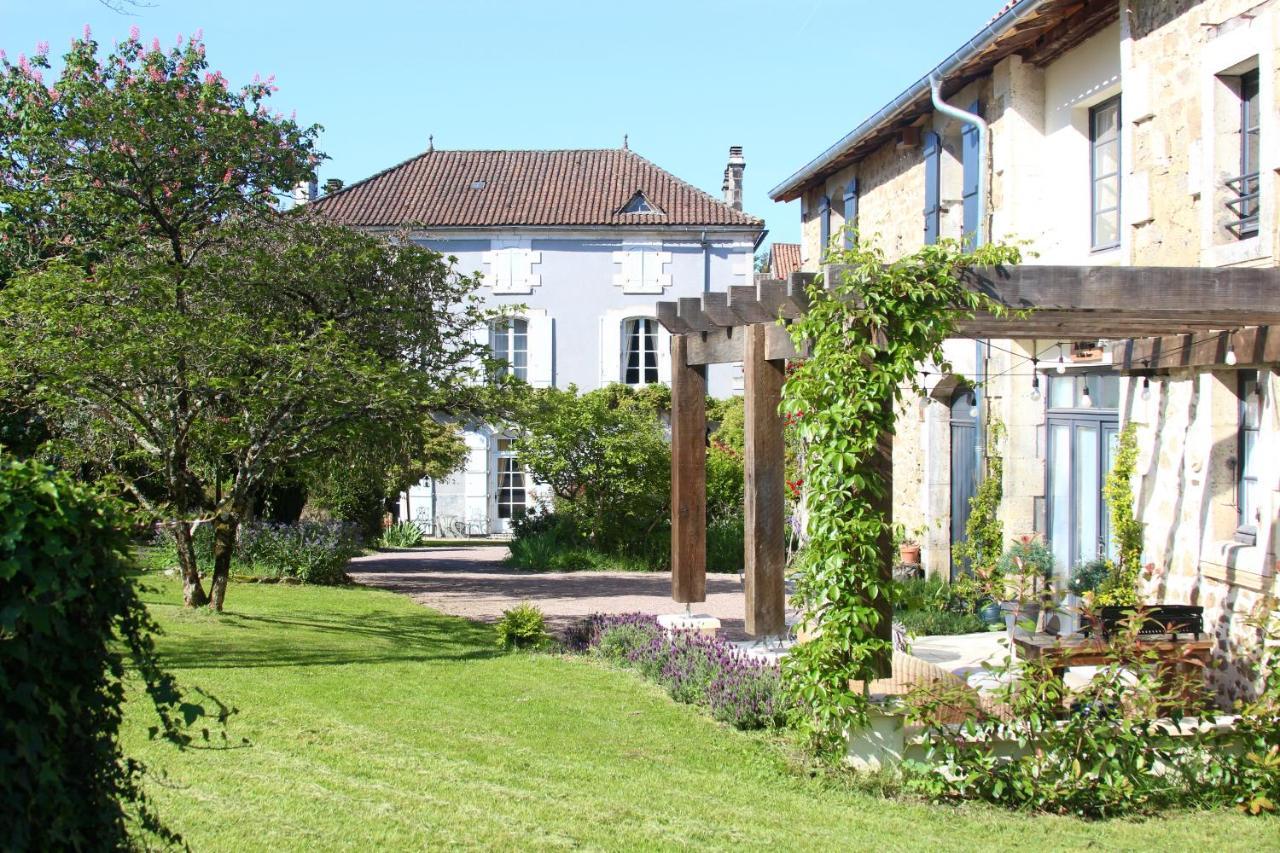 Villa La Chataigne Piégut-Pluviers Exterior foto